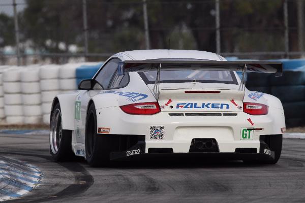 Porsche 911 GT3 RSR Fast Becoming Driver Favorite at Sebring Debut