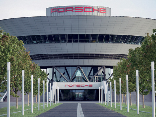 Porsche Enhances European Delivery Program
