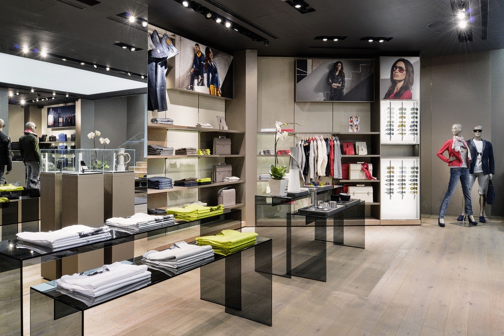 Porsche Design Expands Further With Store In Hong Kong