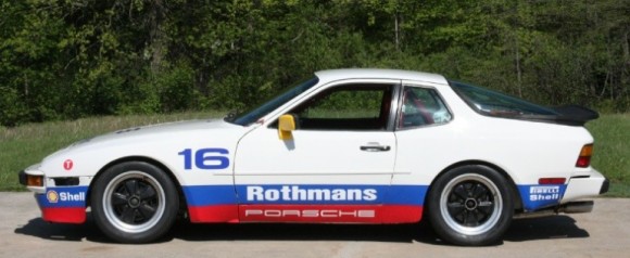 1986_Porsche_944_Rothmans-2